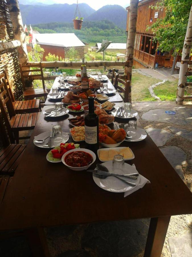 Guest House Old Omalo Ngoại thất bức ảnh