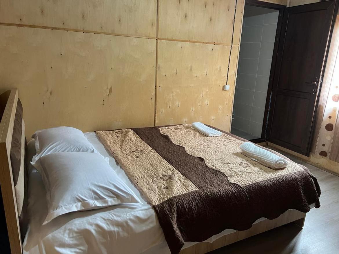 Guest House Old Omalo Ngoại thất bức ảnh